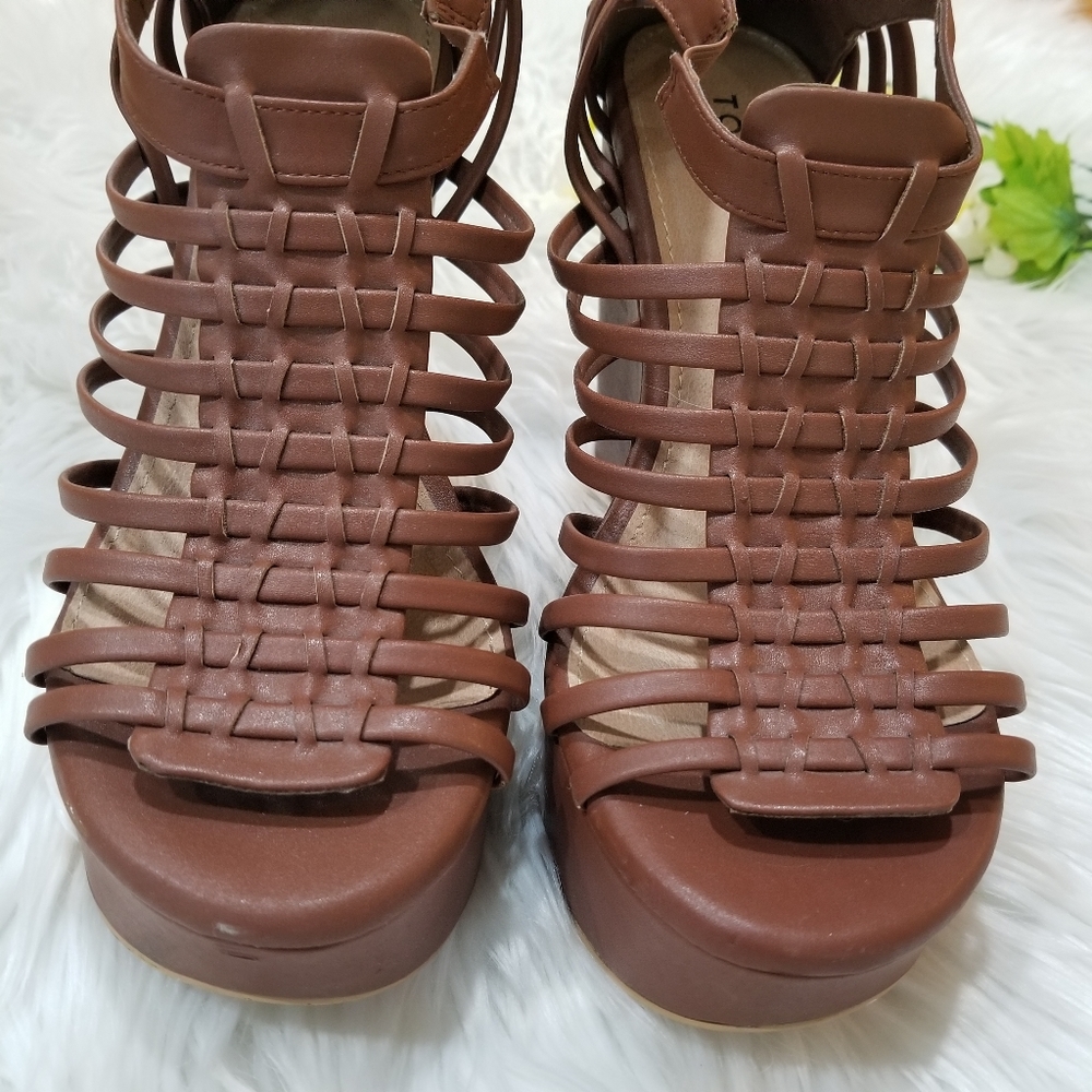 COPY - TORRID Platform Sandals With Strap Camel Color SIZE 8W. - Picture 5 of 17